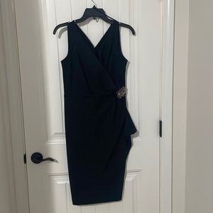 Cute little black dress!